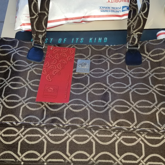 New Jenni Chan large computer bag - Picture 5 of 7